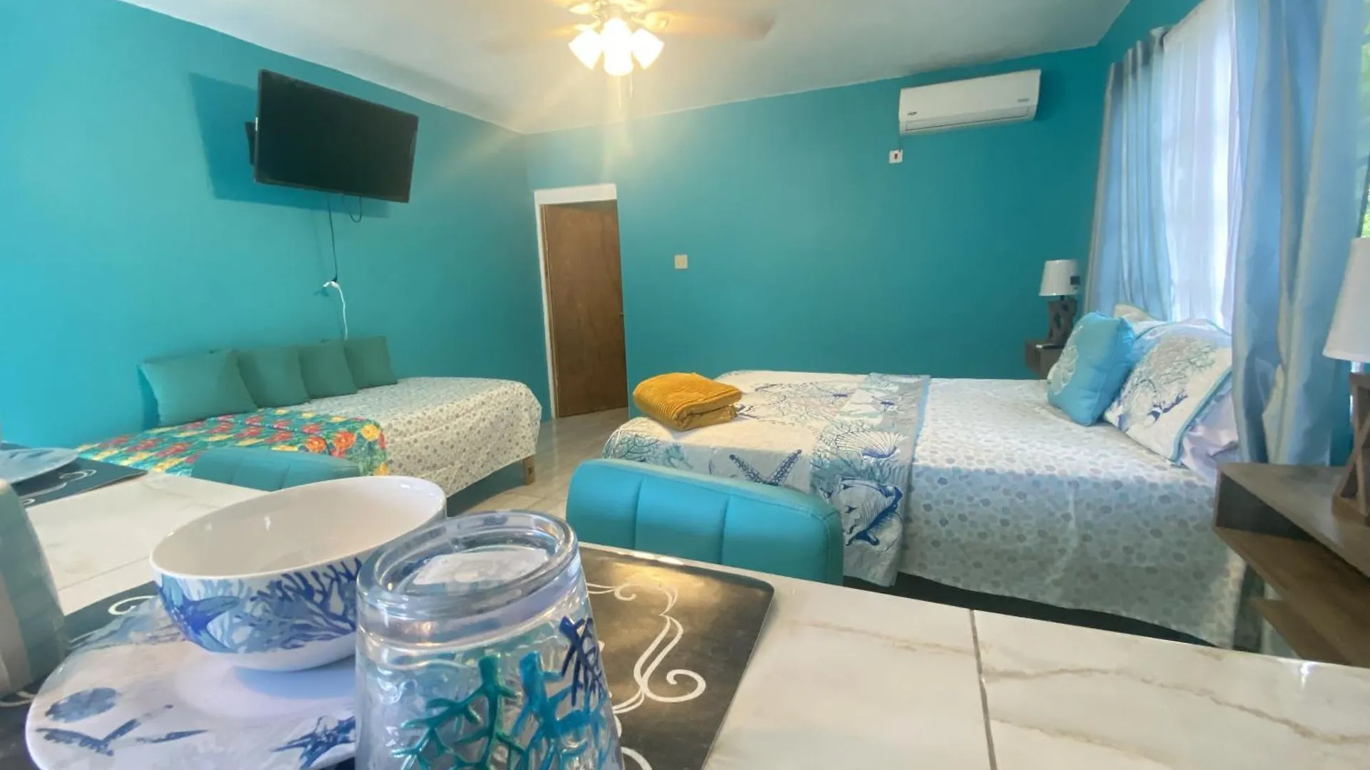 Yanceylargo Estate - Newly Built Modern 1 Bedroom Suite Villa Montego Bay